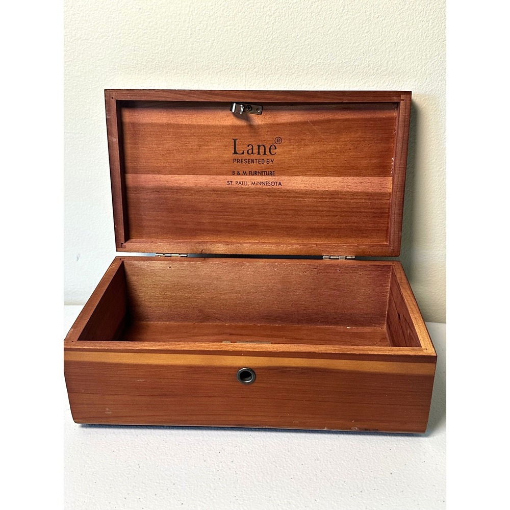 Vintage Lane Cedar Chest Miniature Keepsake Box B & M Furniture St Paul MN
